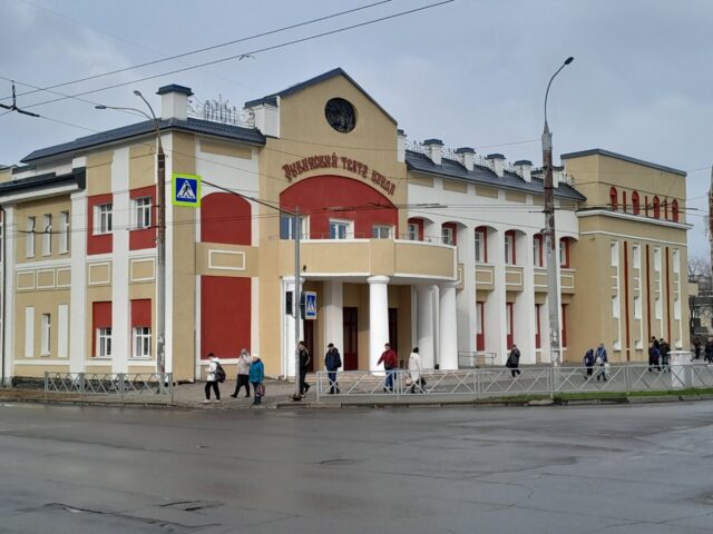 В Рыбинск приедет на гастроли Луганский театр кукол