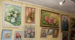 В мемориальном музее академика А.А. Ухтомского открылась выставка «Счастье в подарок»