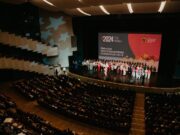 Педагоги из Рыбинска получили губернаторские награды и премии.