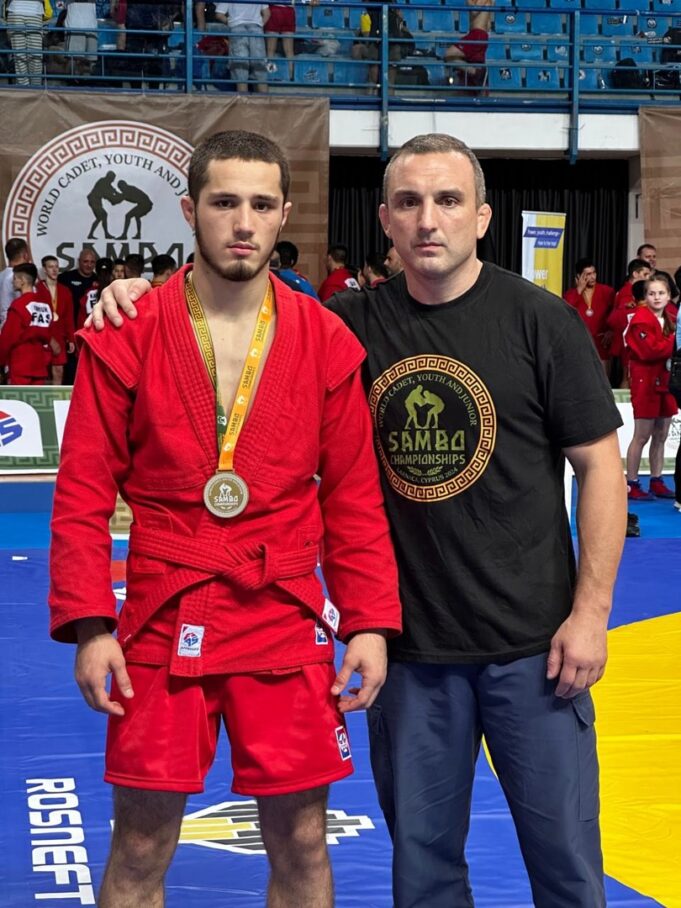 Рыбинский борец завоевал золото на Первенстве мира по самбо