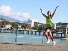 Рыбинская бегунья взяла награду первого в истории Сухум-Марафона