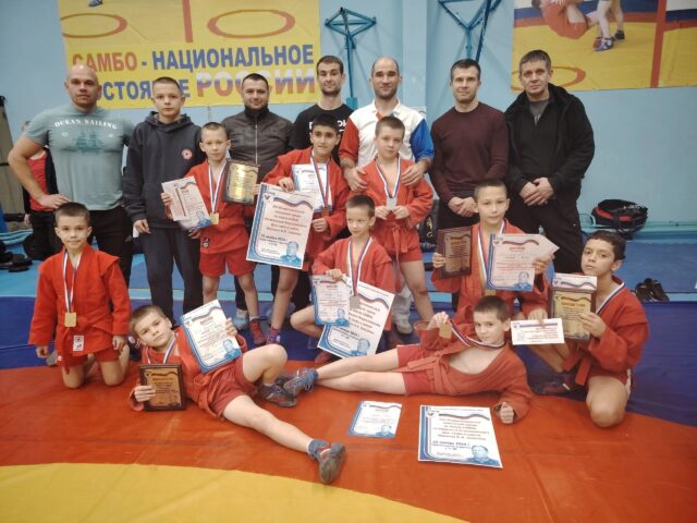 В Рыбинске состоялся ХХII межрегиональный юношеский турнир по самбо