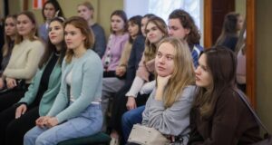 В Рыбинск приехала большая делегация будущих актеров и режиссеров