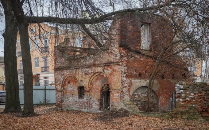 Руины могут стать особенностью парка Журавлева