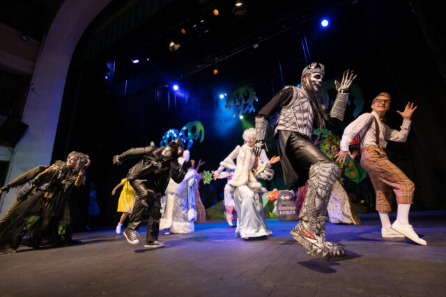 А сказка-то с секретом: Рыбинский драмтеатр приглашает в новогоднее путешествие