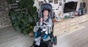 Дед Мороз, не опоздай! Мальчишке из Рыбинска требуется помощь.