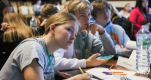 Рыбинск поддержал инициативную молодежь грантами