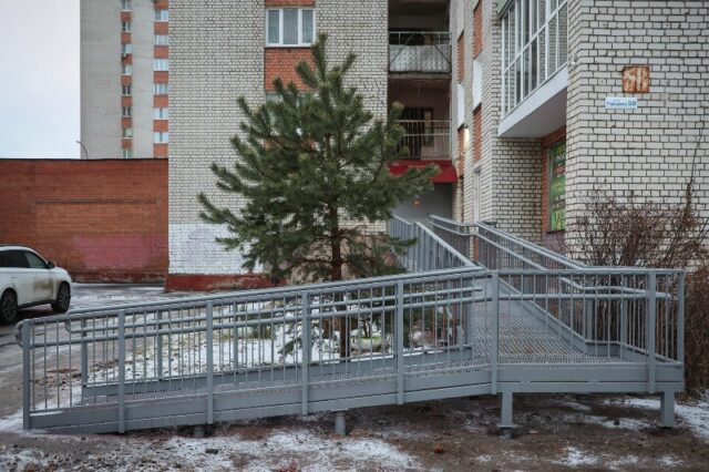 В Рыбинске четыре многоквартирных дома оборудовали пандусами