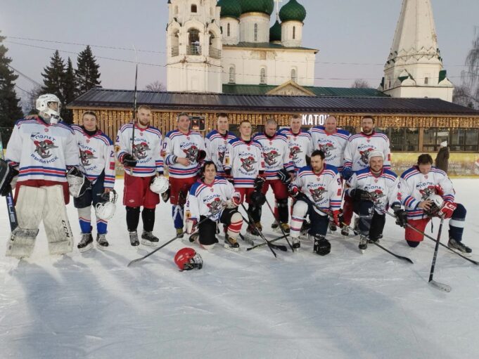 Рыбинцы вышли в финал турнира, посвященного 75-летию Ярославского хоккея
