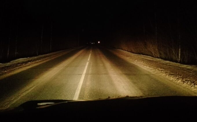 Жители Рыбинского района обратятся к президенту, чтобы решить проблему с тротуаром и освещением дороги к Судоверфи