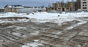 Стройка в Прибрежном районе доставляет массу неудобств местным жителям