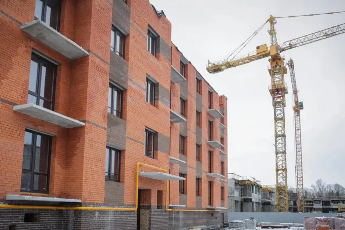 Строительство дома на улице Корнева будет завершено