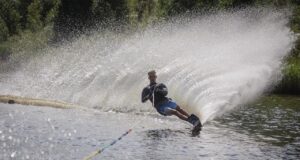 Лучшим спортсменам Рыбинска назначили стипендии главы