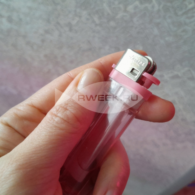 Огромные штрафы ввели в России за продажу детям зажигалок и газовых баллончиков