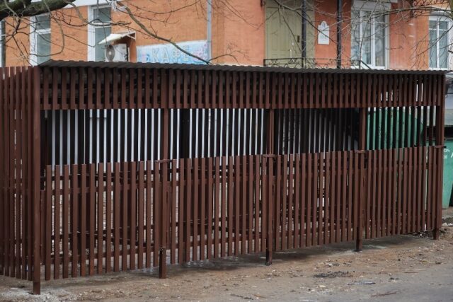 Новую контейнерную площадку на Яна Гуса дооборудуют