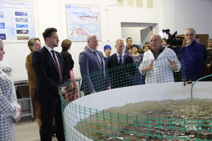 В Пошехонье начал работу учебно-производственный комплекс по выращиванию рыб различных пород