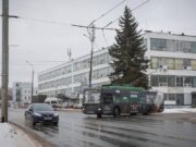 Светофор на перекрестке проспекта Генерала Батова с улицей Полиграфской установят летом