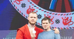 Антон Коновалов стал серебряным призером чемпионата России по самбо