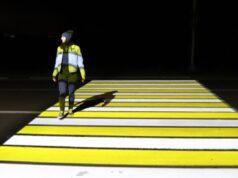 На дорогах региона появятся проекционные пешеходные переходы