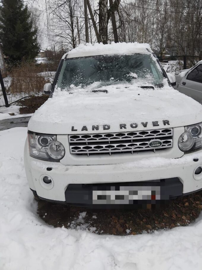 Три внедорожника конфисковали у водителей, севших за руль подшофе