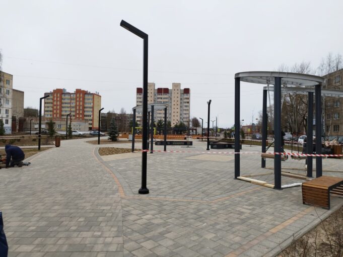 В сквере на Суркова появится 15-метровая рыба из дерева