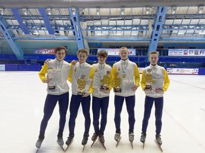 Шорт-трекисты из Рыбинска стали победителями Первенства России