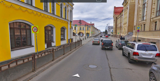 В центре Рыбинска «нарисовалась» острая проблема с парковкой транспорта