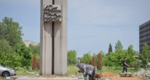 В Рыбинске завершается благоустройство территории у стелы на Бульваре Победы