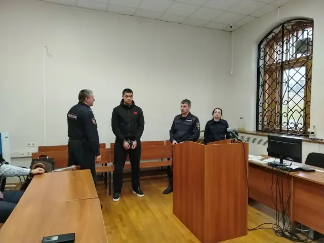 Водитель, сбивший женщину на Крестовой, заключен под домашний арест