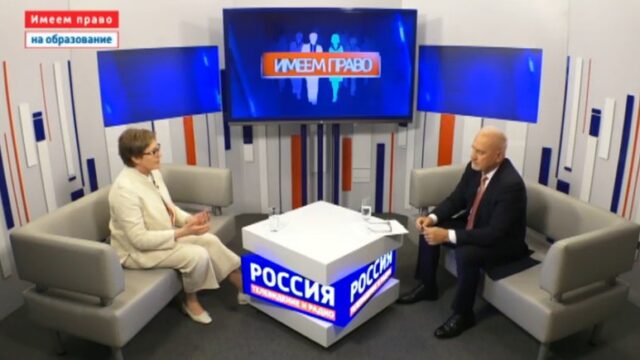 Ярославскому омбудсмену Сергею Бабуркину рассказали о работе образовательных комплексов в регионе