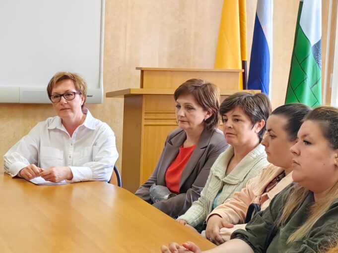 В муниципальных округах региона проходят обсуждения образовательных комплексов