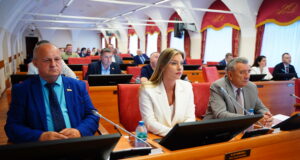 Создание образовательных комплексов обсудили депутаты Ярославской областной Думы