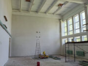 В Ермаковской школе продолжается капитальный ремонт