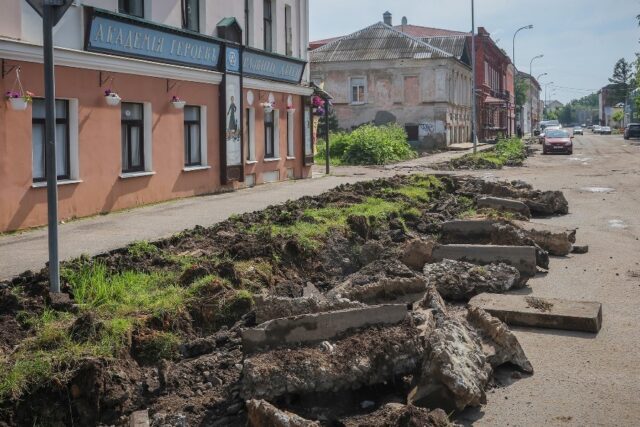 На улице Чкалова в Рыбинске возобновилм ремонтные работы