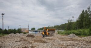 В Рыбинске восстанавливают хоккейный корт на стадионе «Металлист»