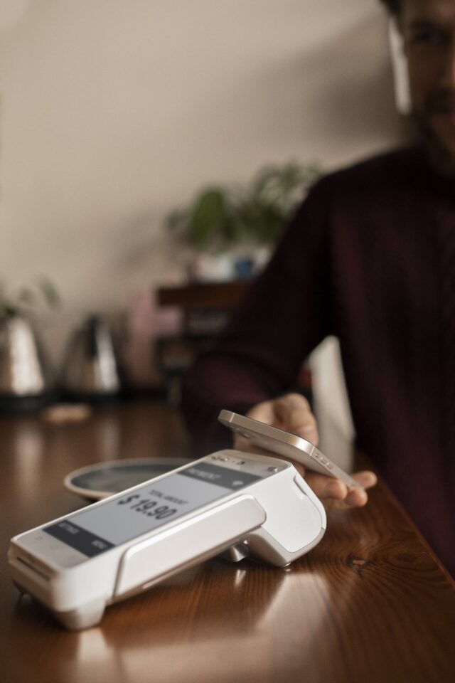 А что, за эквайринг можно не платить?