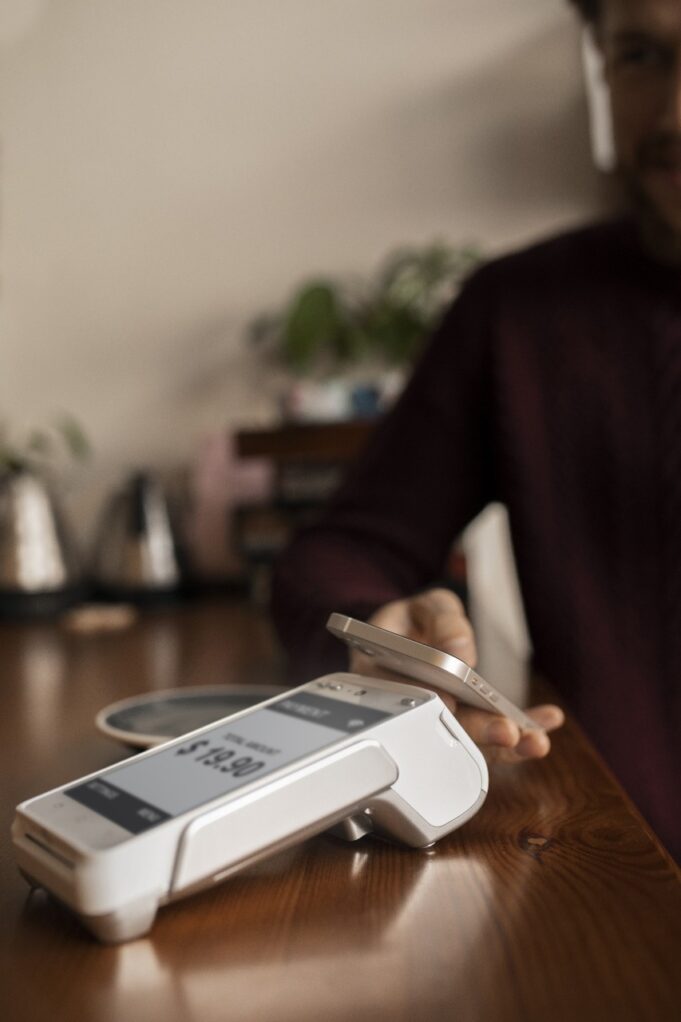 А что, за эквайринг можно не платить?