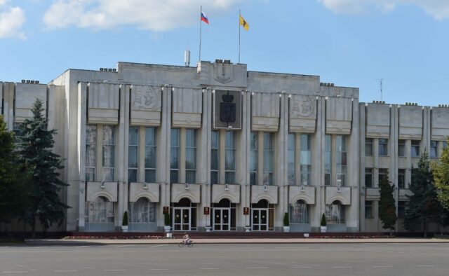 Важнейшие для региона законы подписал губернатор Ярославской области Михаил Евраев