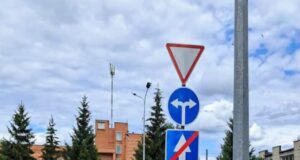 В Рыбинском районе продолжаются работы по летнему содержанию дорог