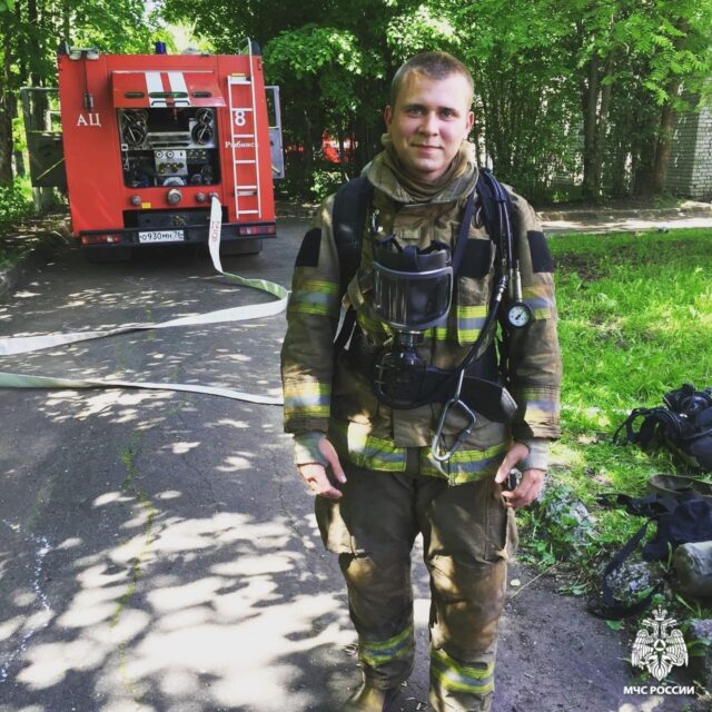 Спасатель из Рыбинска не дал погибнуть двум мужчинам