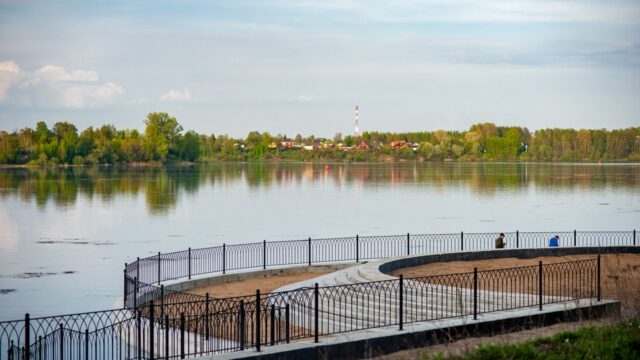 На участке набережной от «Полета» до «Вымпела» сделают велодорожку и максимально сохранят зеленые насаждения