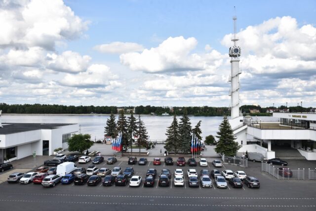 Создавать единое парковочное пространство в регионе начнут с Ярославля и Углича 