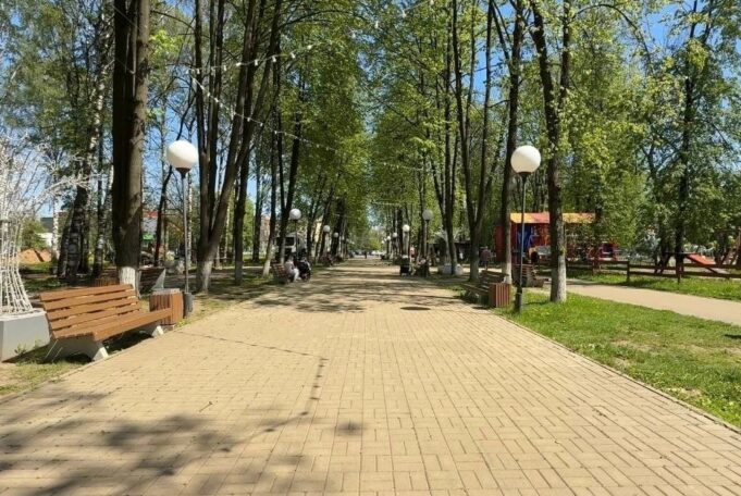 Девять общественных территорий благоустроили по нацпроекту в Ярославской области с начала года