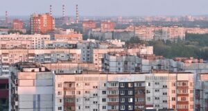 Более 80 процентов социальных объектов в Ярославской области уже подключено к отоплению