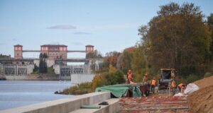 Работы по берегоукреплению в Волжском идут с опережением графика