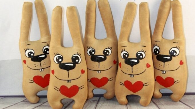 Жителей Рыбинска приглашают на мастер-класс по изготовлению чердачной игрушки-примитива