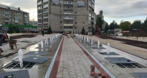 На площади имени маршала Жукова в Рыбинске выполнили пробный пуск фонтанов