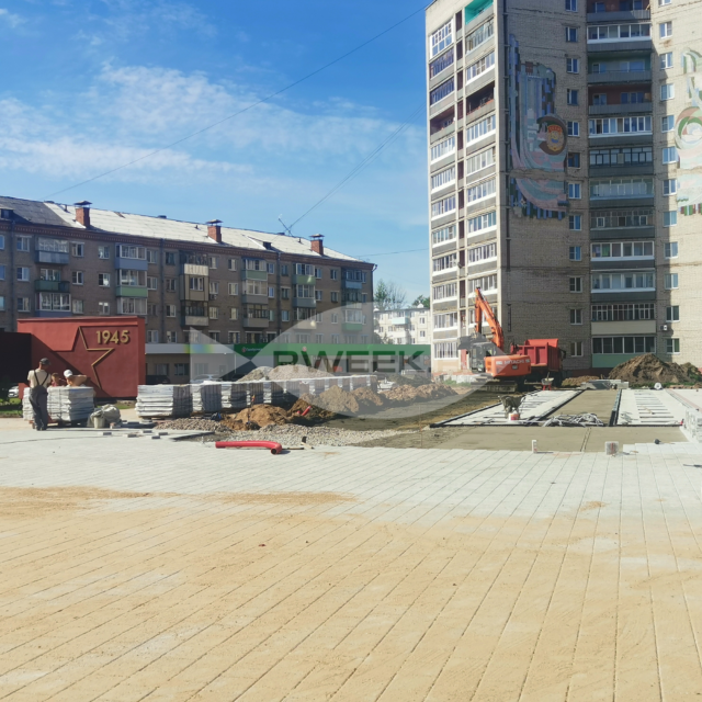 Подрядчик на площади Жукова приступил к завершающему этапу работ