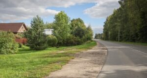 Подрядчики нашлись: тротуар на Коллективизации и проезд к Дворцу молодежи сделают в ближайшее время