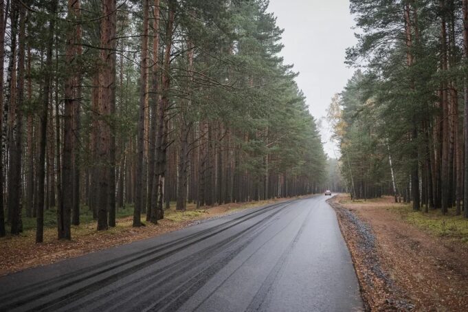 В Рыбинске завершили ремонт очередного участка дороги к лагерю «Полянка»